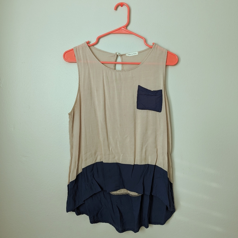 Tan and blue tank with pocket Tea n rose size M medium